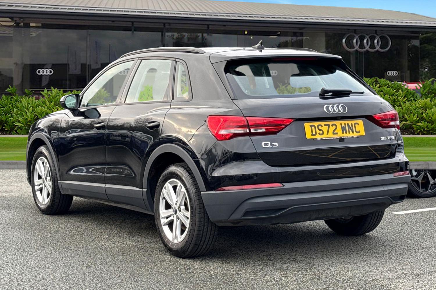 Used Audi Q3 2023 for sale - 77374372: Photo 2