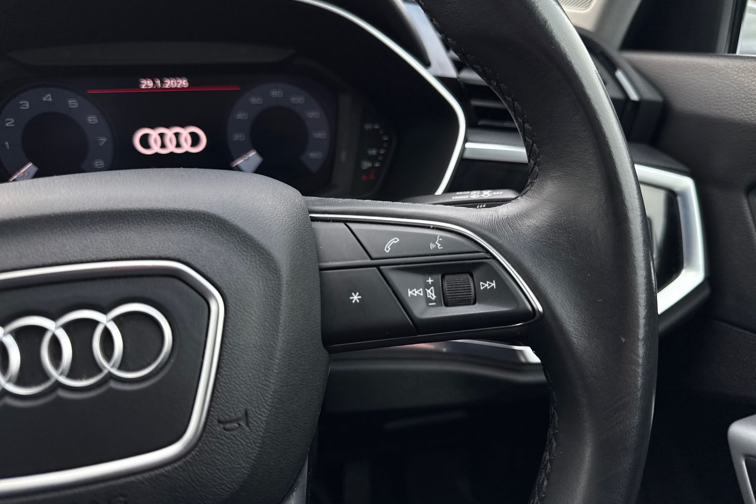 Used Audi Q3 2023 for sale - 77374372: Photo 51