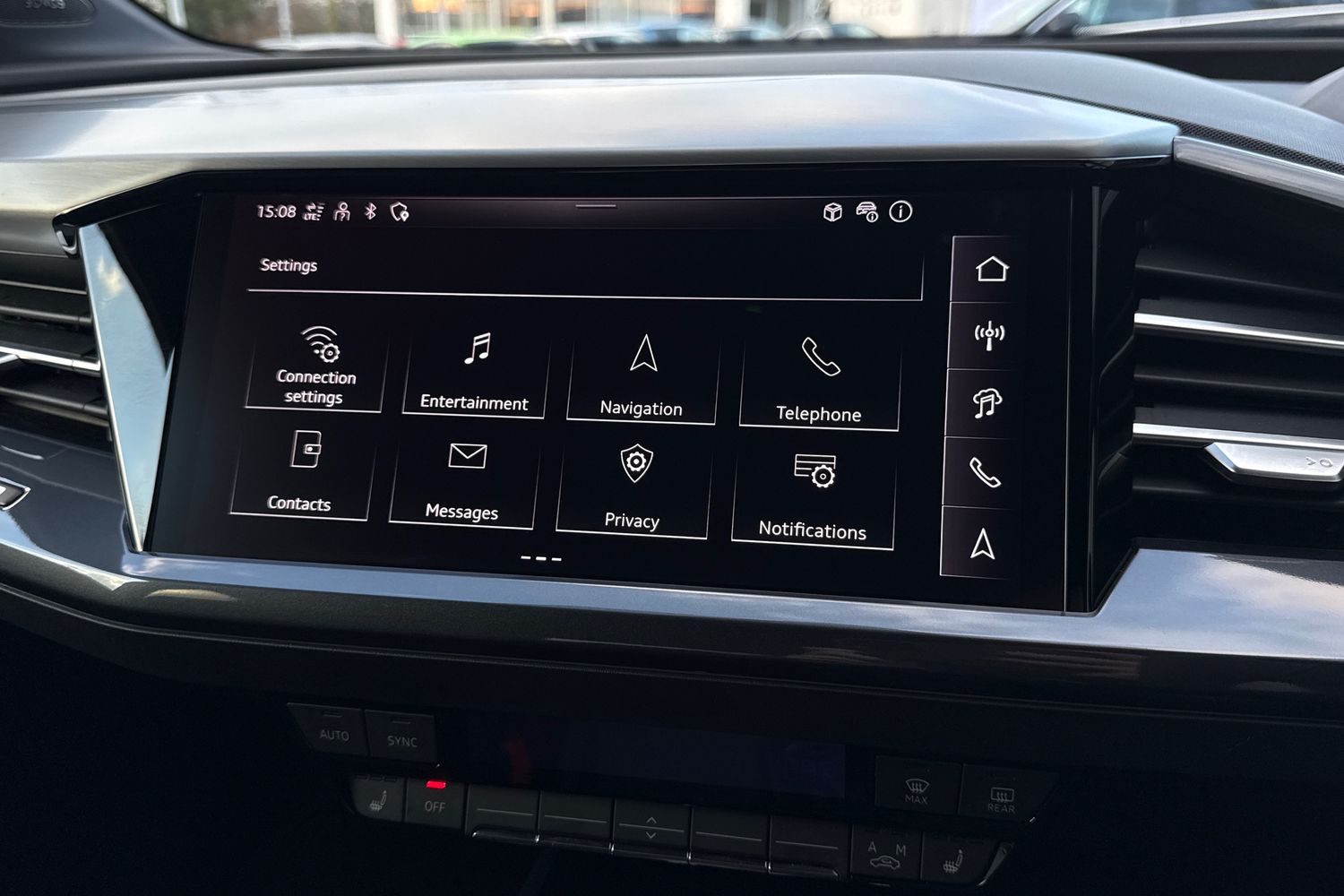 Used Audi Q4 e-tron 2025 for sale - 77383132: Photo 39