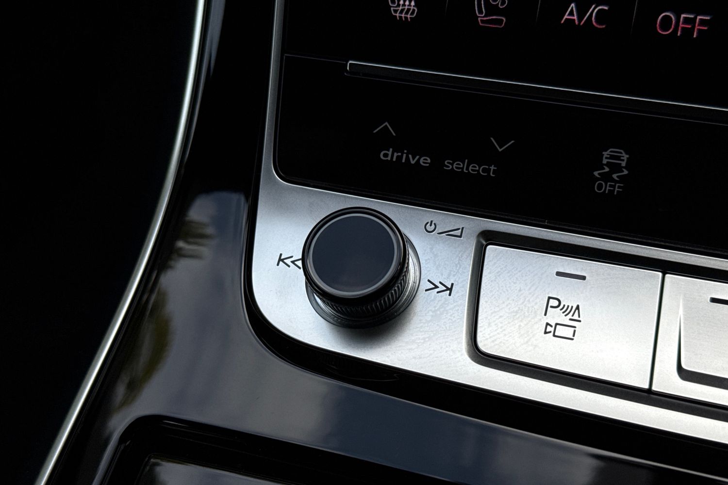 Used Audi RS Q8 2025 for sale - 76164666: Photo 46