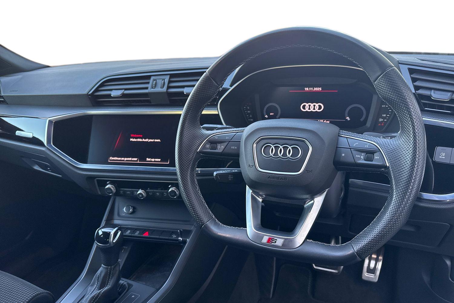 Used Audi Q3 2023 for sale - 76636886: Photo 18