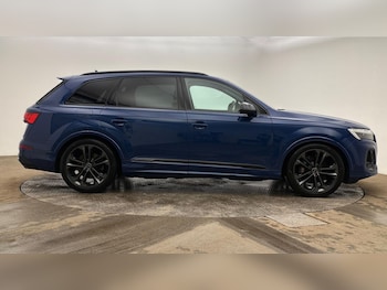 Used Audi Q7 2024 for sale - 78422219: Photo
