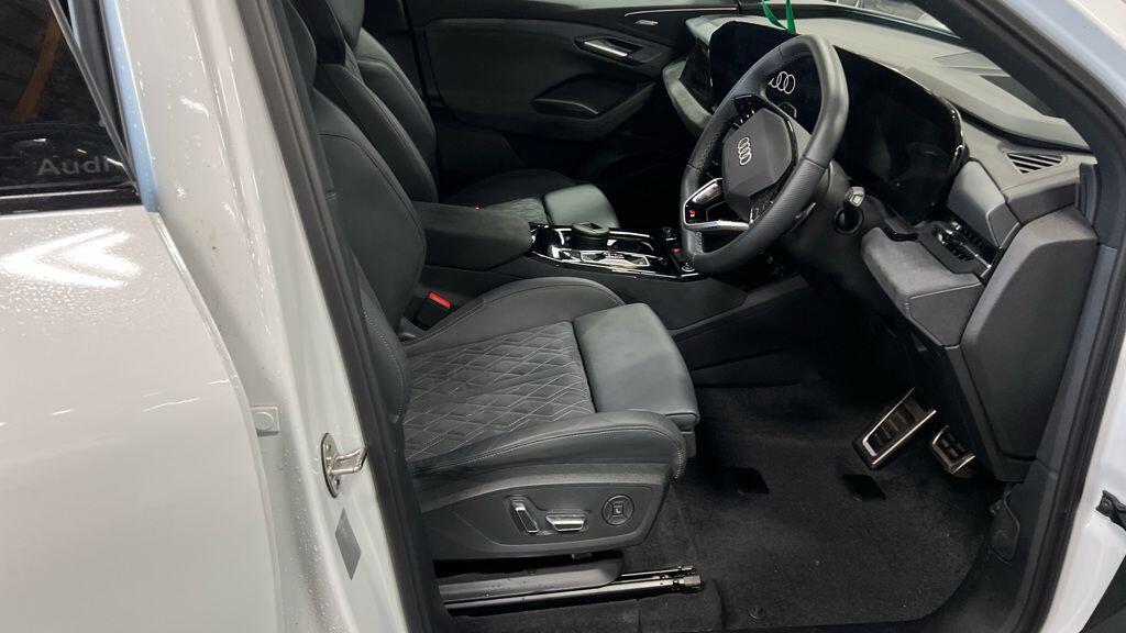 Used Audi Q6 e-tron 2024 for sale - 77117778: Photo 10