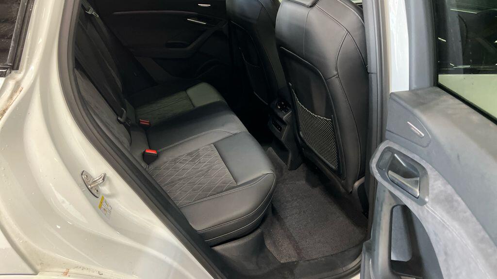 Used Audi Q6 e-tron 2024 for sale - 77117778: Photo 9