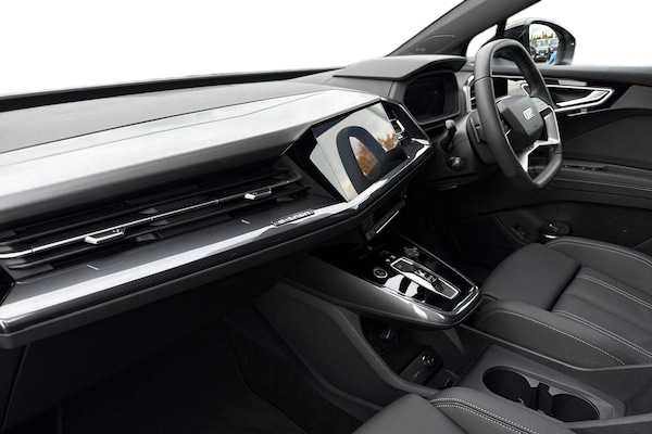Used Audi Q4 e-tron 2025 for sale - 76300406: Photo 14