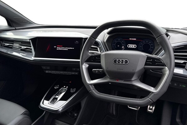 Used Audi Q4 e-tron 2025 for sale - 76300406: Photo 17
