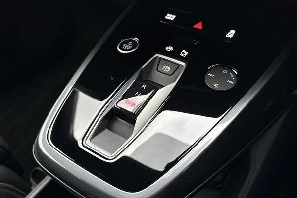 Used Audi Q4 e-tron 2025 for sale - 76300406: Photo 22