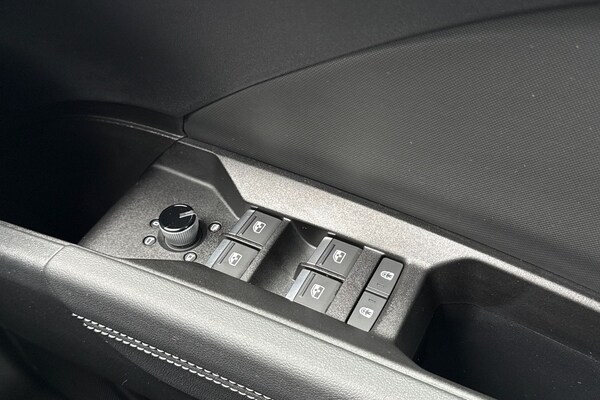 Used Audi Q4 e-tron 2025 for sale - 76300406: Photo 54