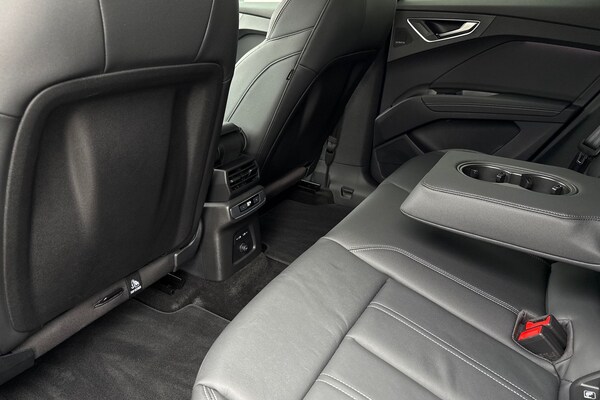 Used Audi Q4 e-tron 2025 for sale - 76300406: Photo 55