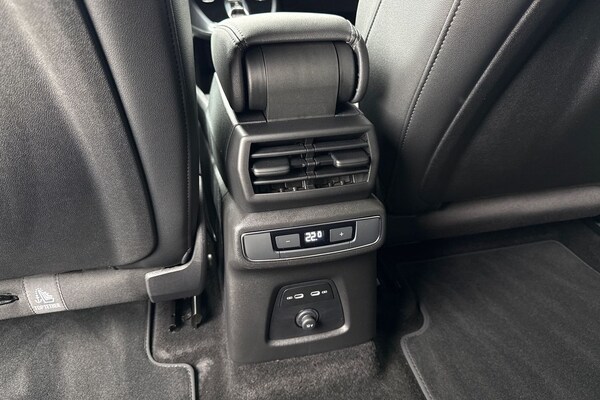 Used Audi Q4 e-tron 2025 for sale - 76300406: Photo 58