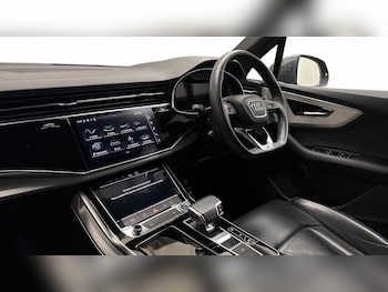 Used Audi Q7 2022 for sale - 76274729: Photo 2