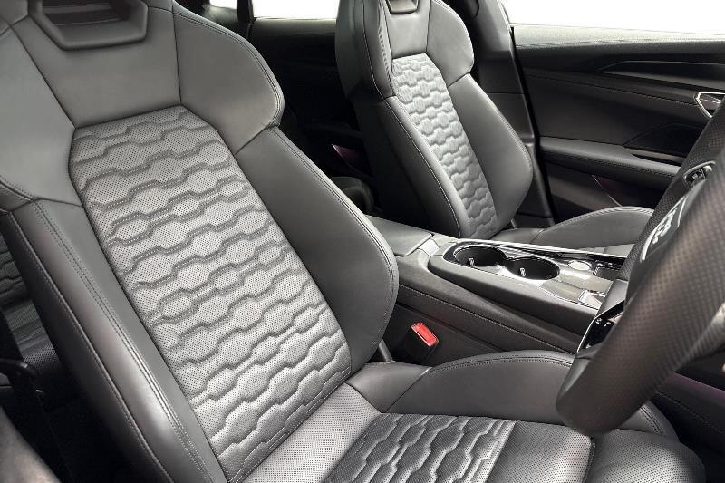Used Audi e-tron GT 2024 for sale - 76047492: Photo 9