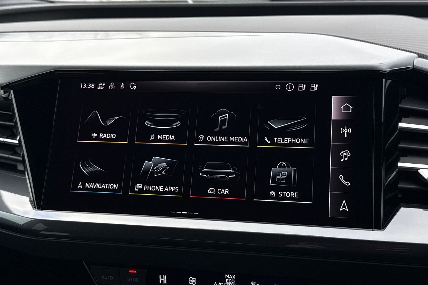 Used Audi Q4 e-tron 2026 for sale - 76595833: Photo 28