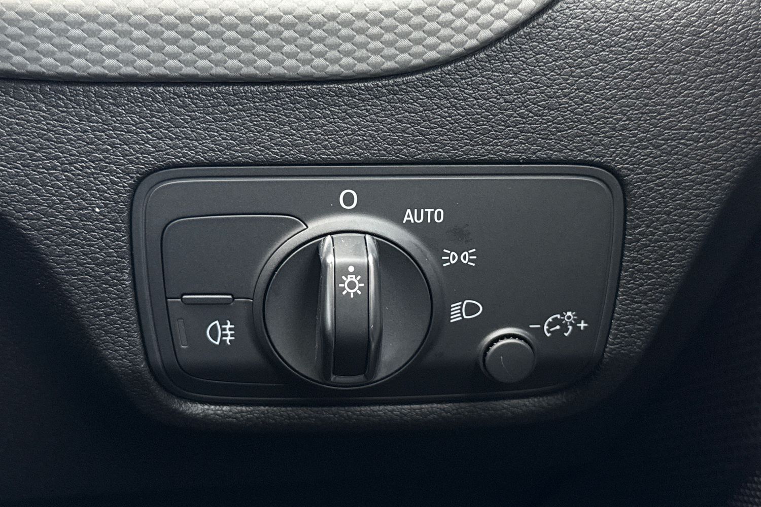 Used Audi Q2 2025 for sale - 76836399: Photo 38