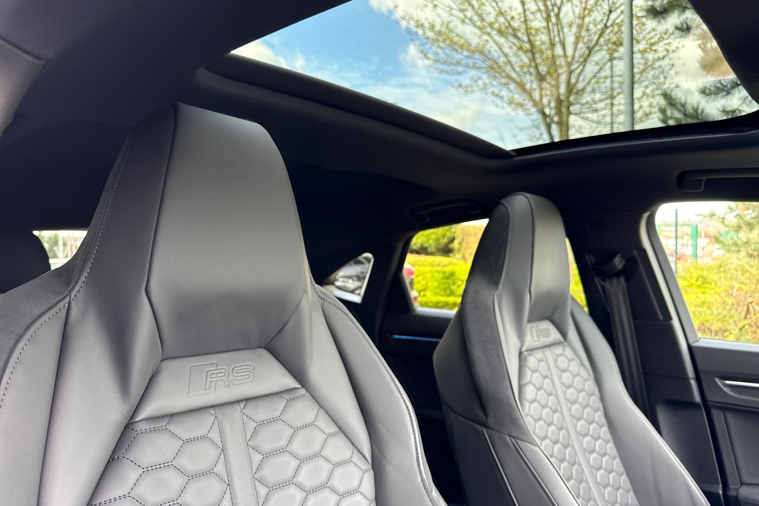 Used Audi RS Q3 2023 for sale - 78038127: Photo 24