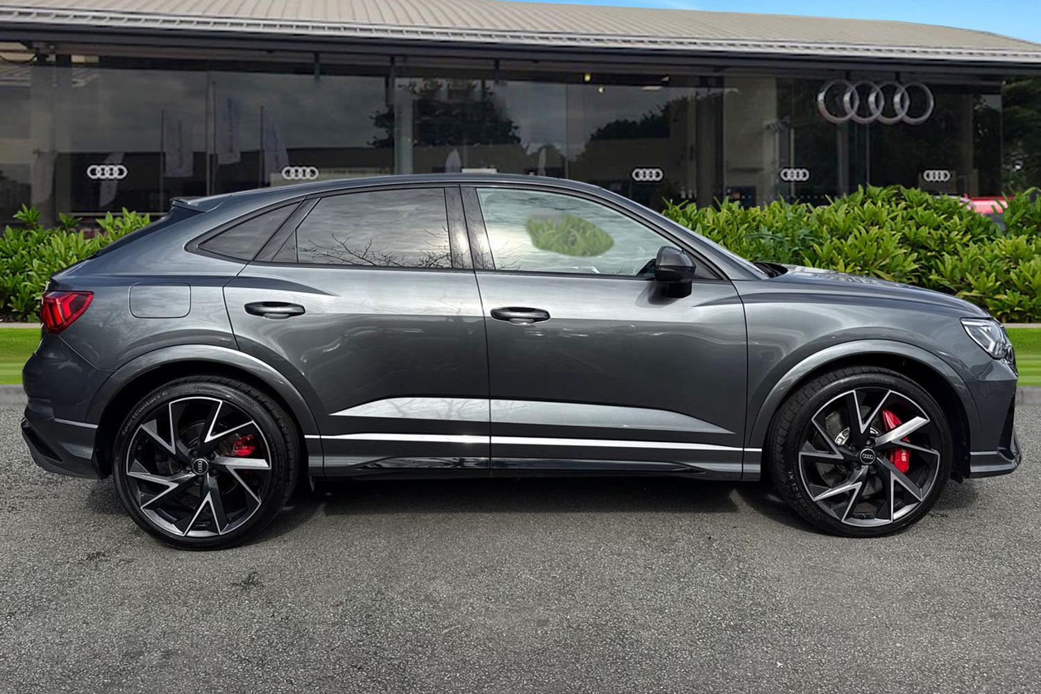 Used Audi RS Q3 2023 for sale - 78038127: Photo 3