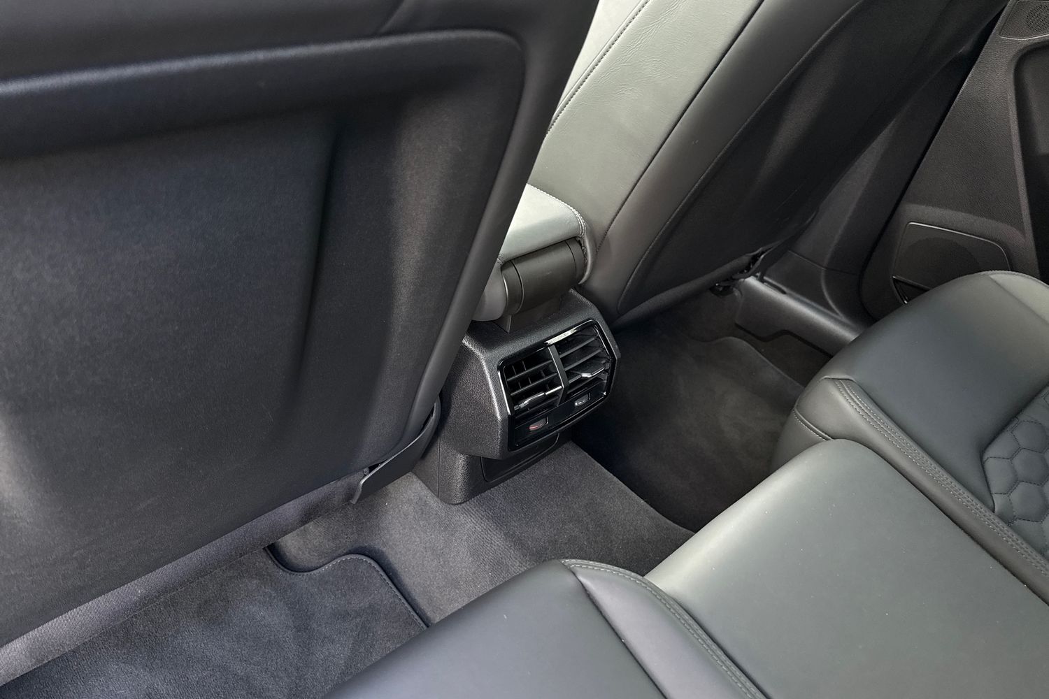 Used Audi RS Q3 2023 for sale - 78038127: Photo 47