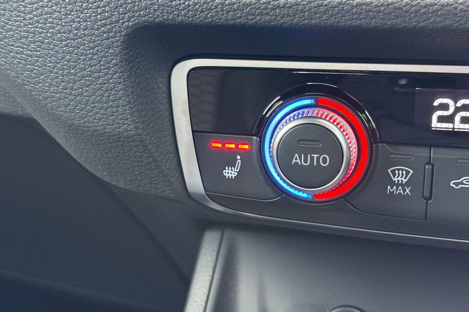 Used Audi RS Q3 2023 for sale - 78038127: Photo 50