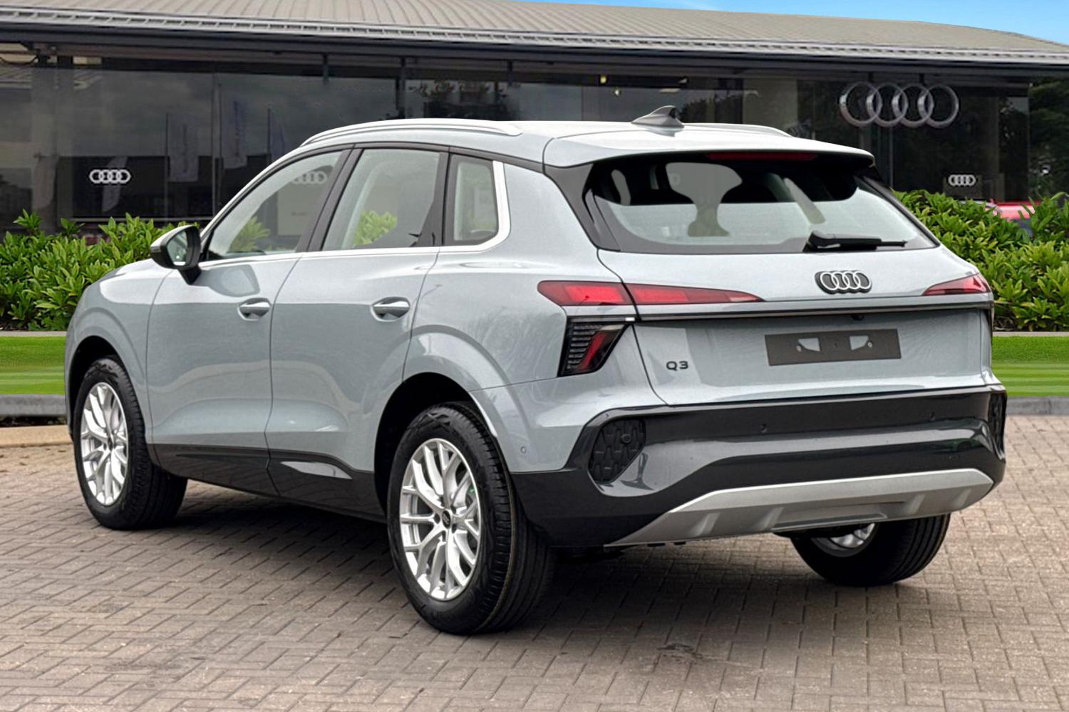 Used Audi Q3 2026 for sale - 77382489: Photo 2