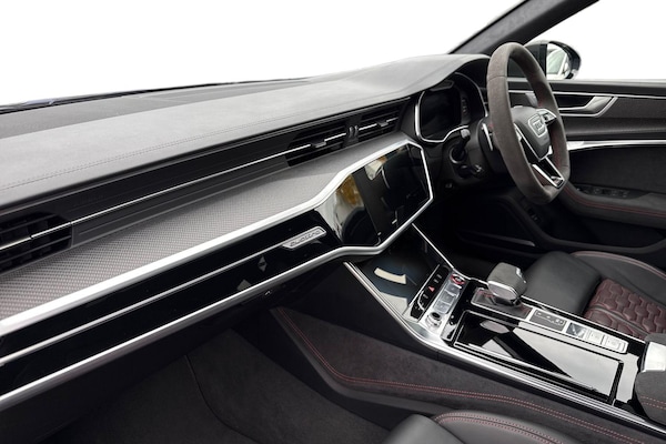Used Audi RS6 Avant 2024 for sale - 76300140: Photo 15