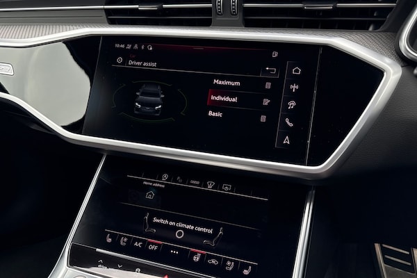 Used Audi RS6 Avant 2024 for sale - 76300140: Photo 33