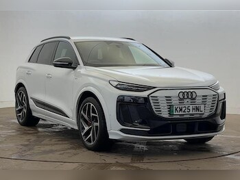 Audi - Q6 e-tron
