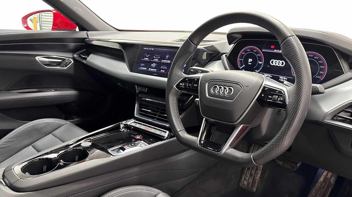 Used Audi e-tron GT 2023 for sale - 77382858: Photo 7
