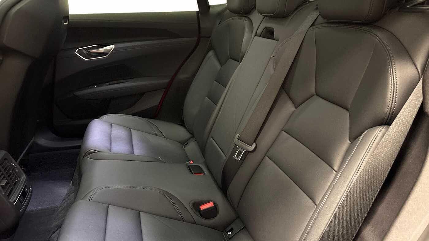 Used Audi e-tron GT 2023 for sale - 77382858: Photo 8