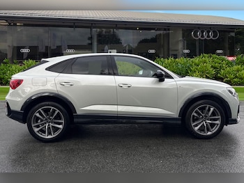 Used Audi Q3 2023 for sale - 75970557: Photo