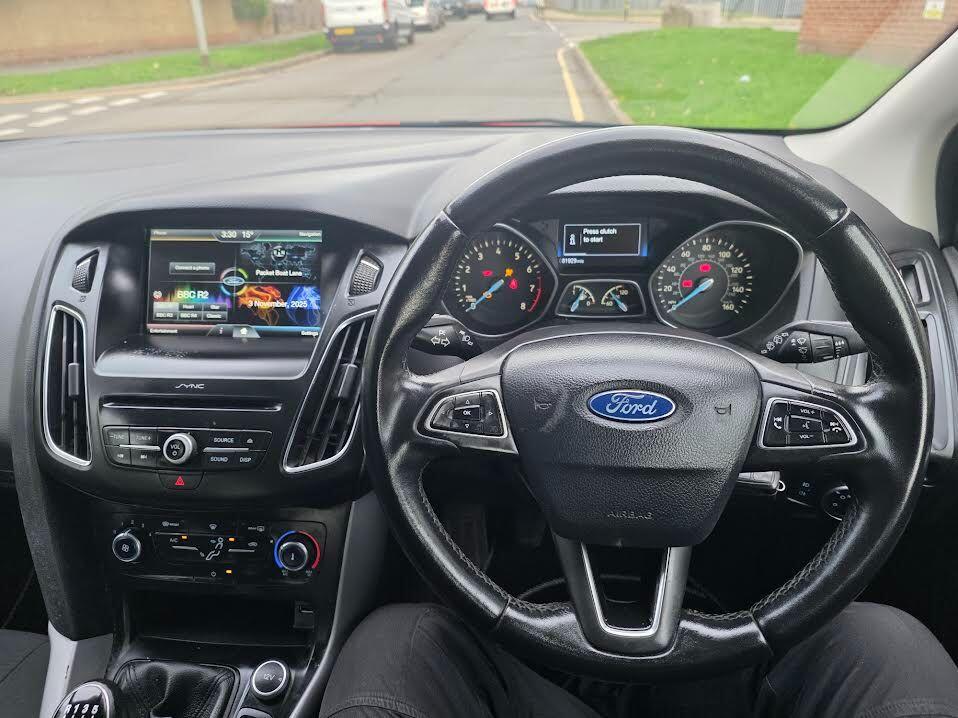 Used Ford Focus for sale - 76473698: Photo 18