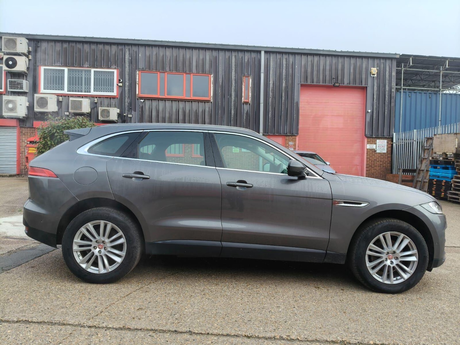 Used Jaguar F-Pace 2016 for sale - 77155455: Photo 10