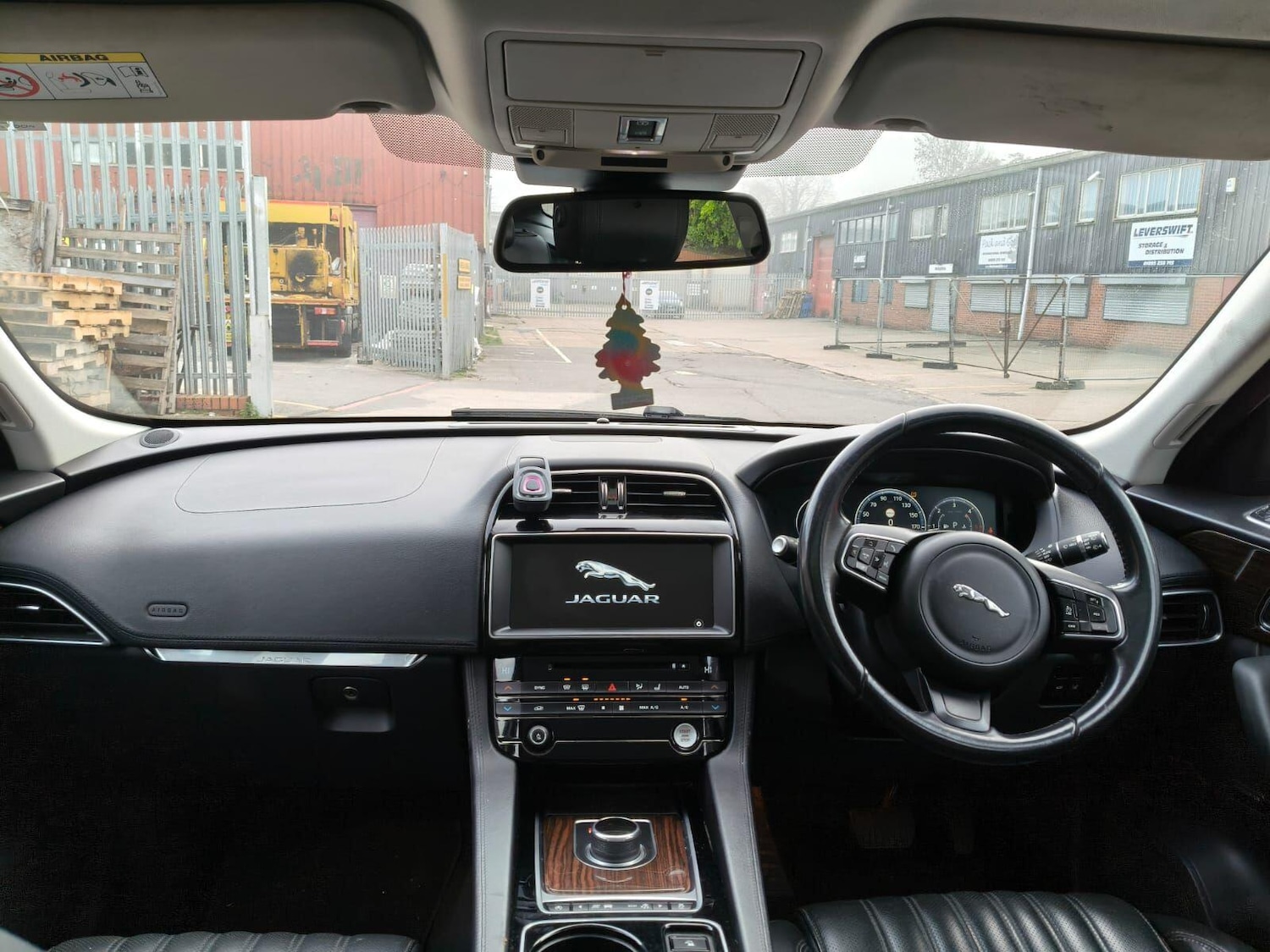 Used Jaguar F-Pace 2016 for sale - 77155455: Photo 15