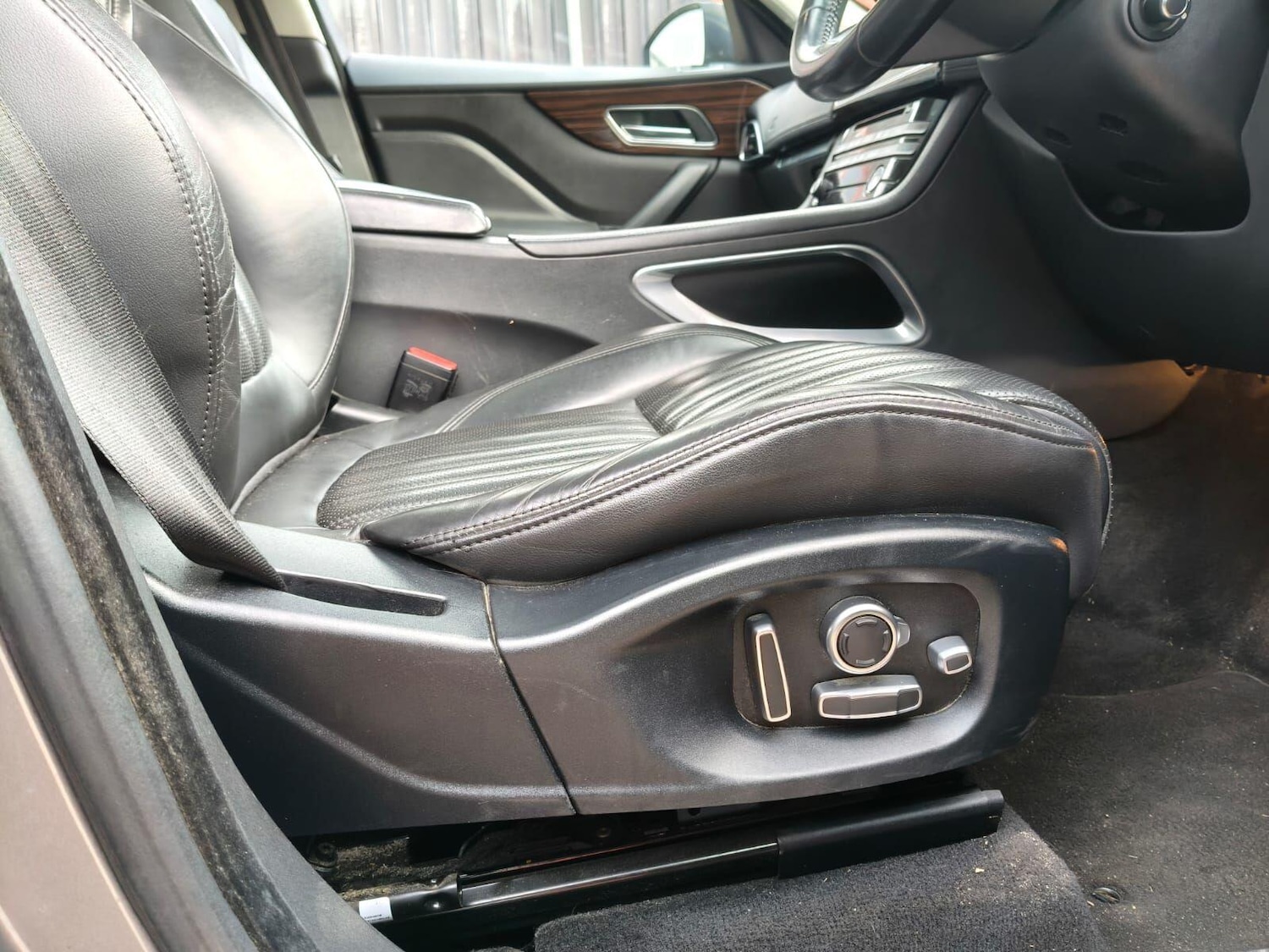 Used Jaguar F-Pace 2016 for sale - 77155455: Photo 18