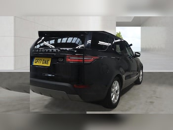 Used Land Rover Discovery 2017 for sale - 79464910: Photo