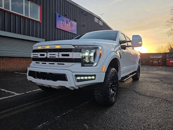 (21) - Lariat 2.7L Ecoboost 325 BHP Pick Up 21 5-Door