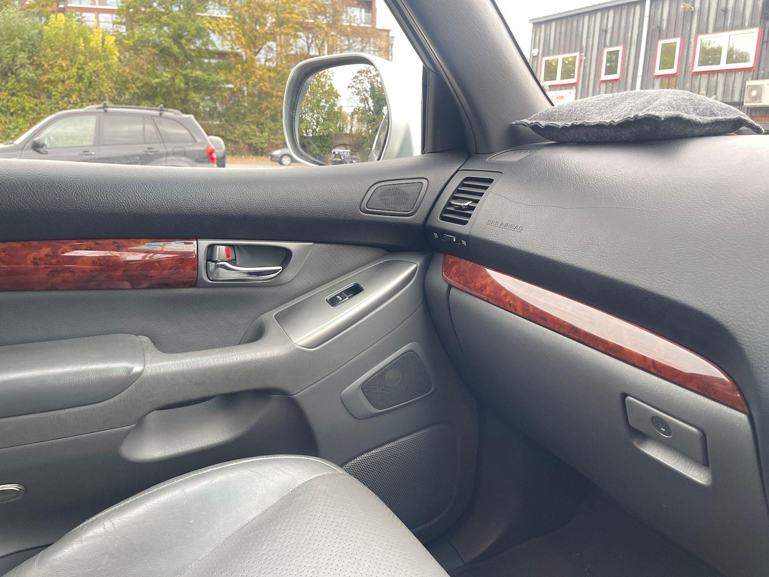 Used Toyota Land Cruiser 2004 for sale - 76802472: Photo 26