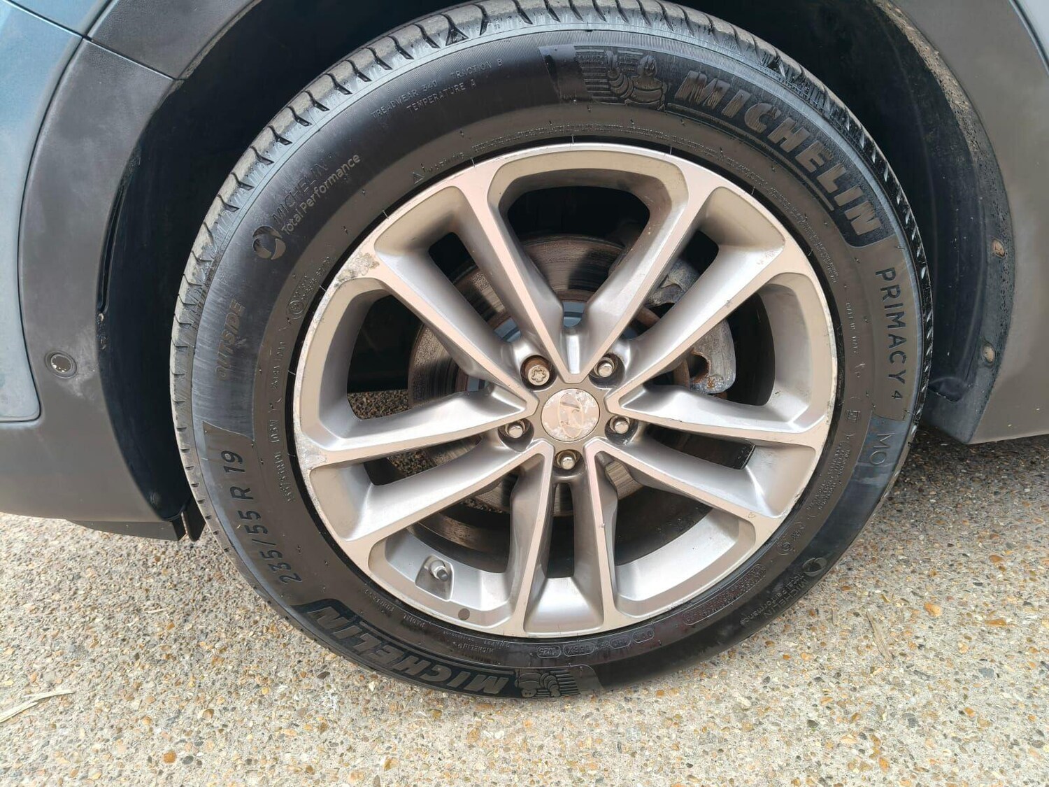 Used Hyundai Santa Fe 2016 for sale - 76701935: Photo 14