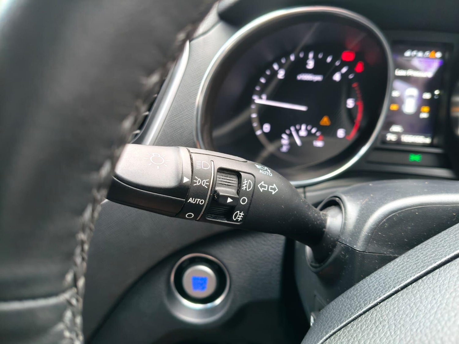 Used Hyundai Santa Fe 2016 for sale - 76701935: Photo 36