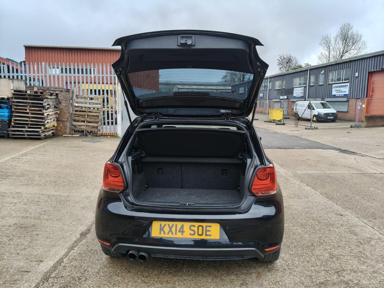 Used Volkswagen Polo 2014 for sale - 76659164: Photo 8