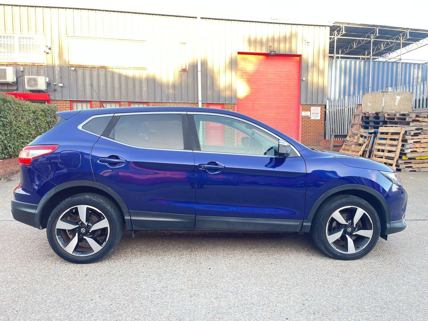 Used Nissan Qashqai 2016 for sale - 76377521: Photo 8