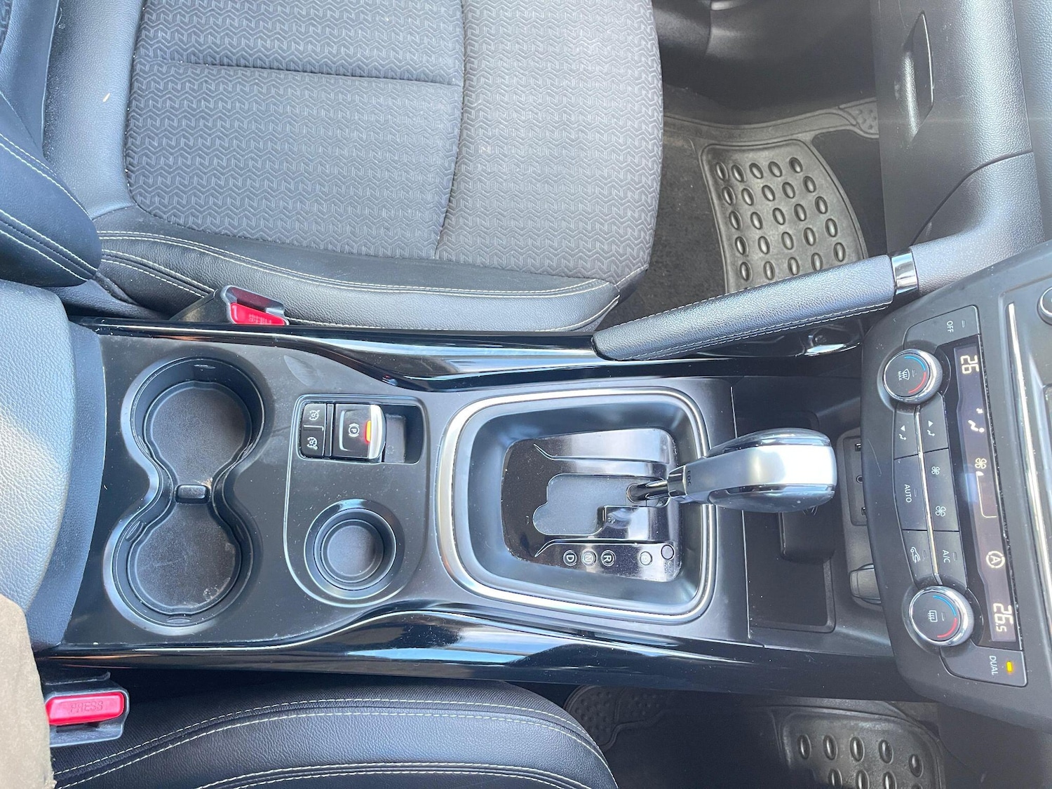 Used Renault Kadjar 2017 for sale - 76992070: Photo 23