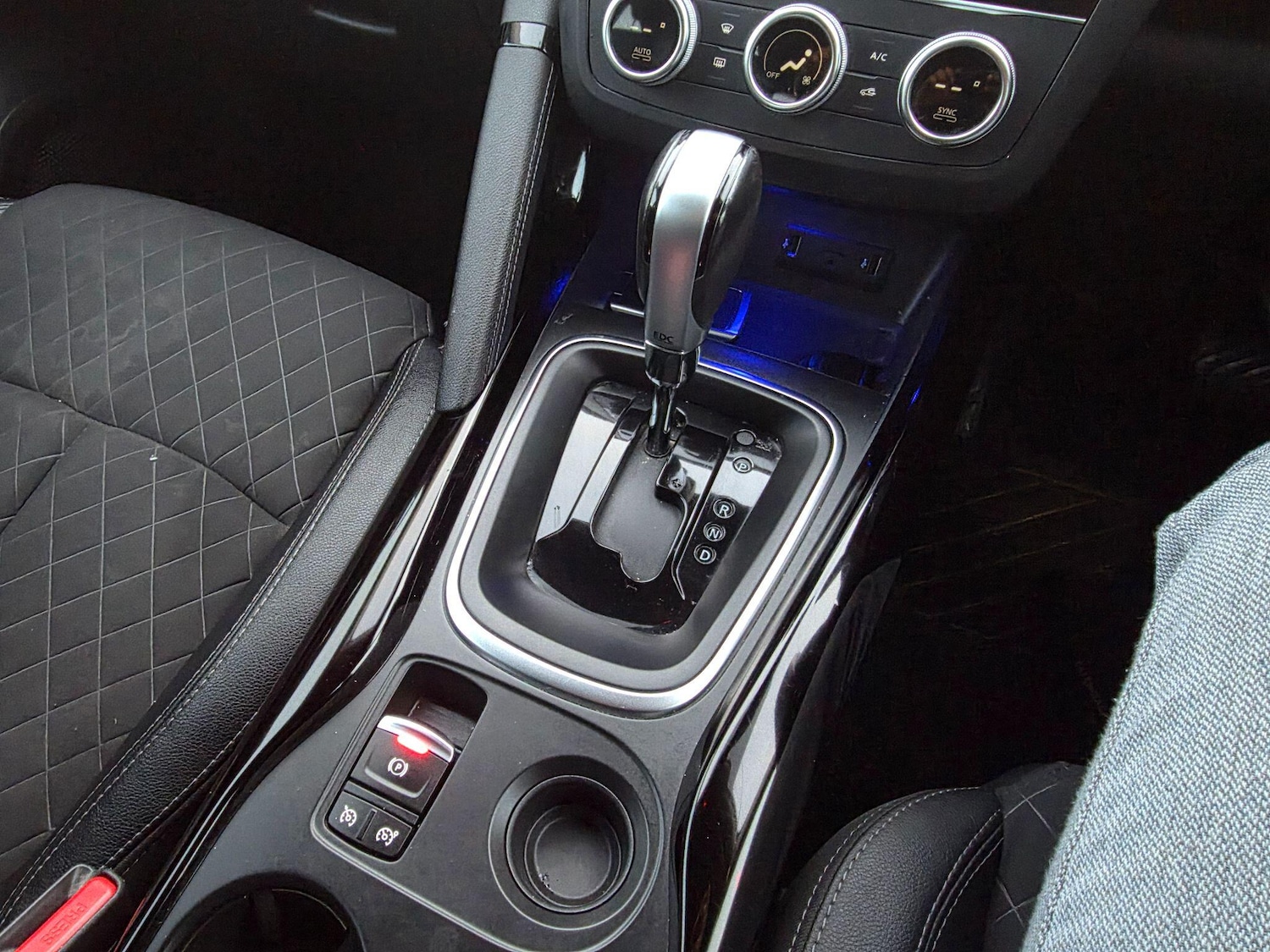 Used Renault Kadjar 2019 for sale - 76199805: Photo 16