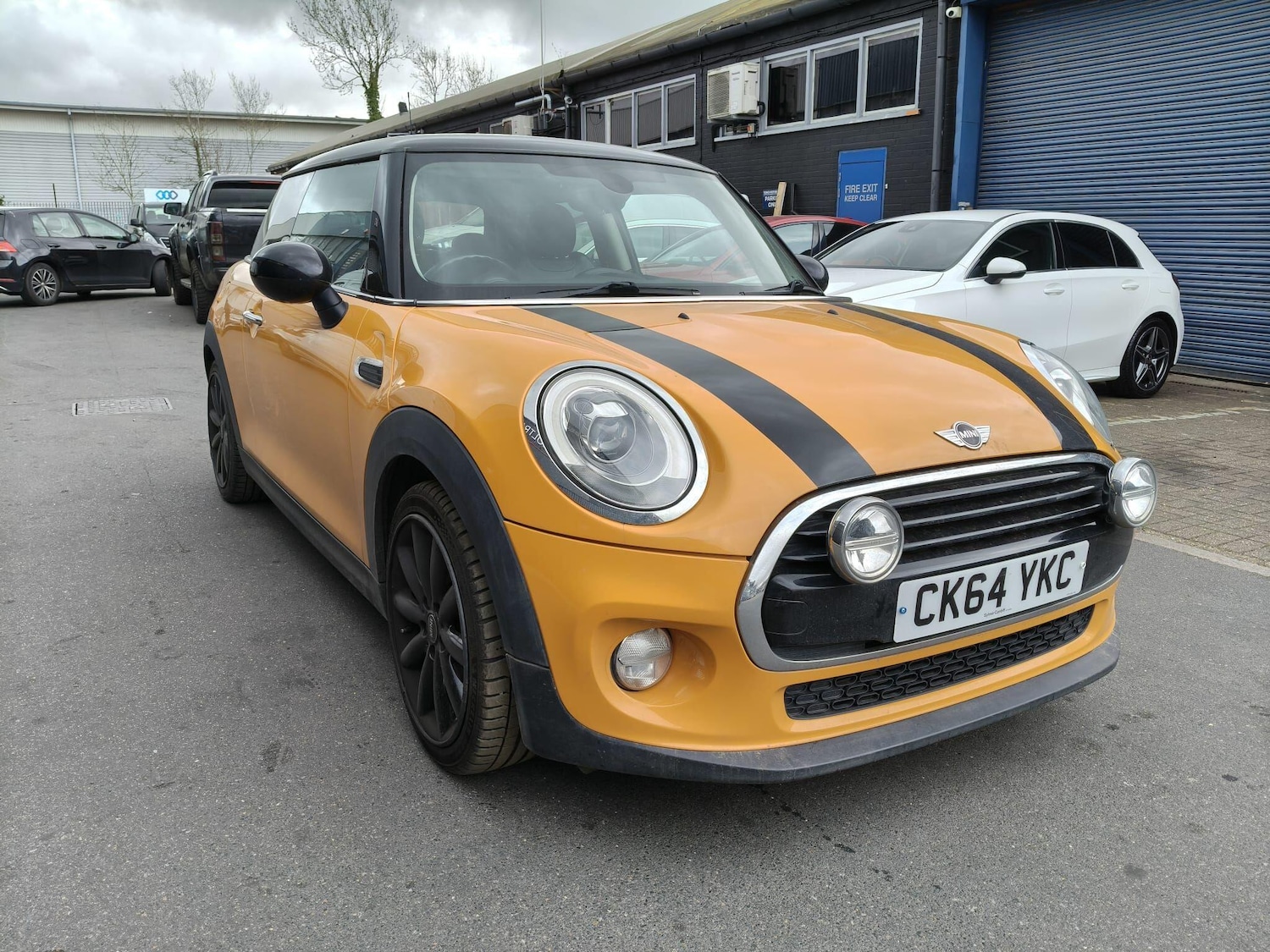 Used MINI Hatch for sale - 78136009: Photo 1