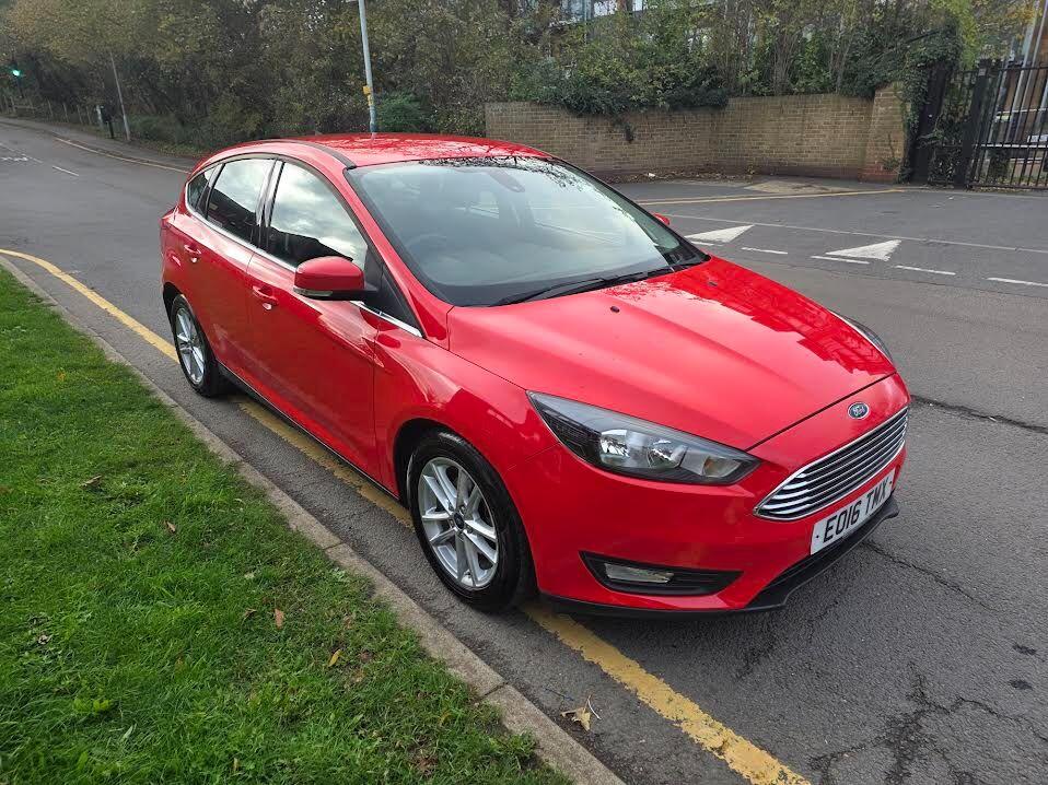 Used Ford Focus for sale - 76997860: Photo 2