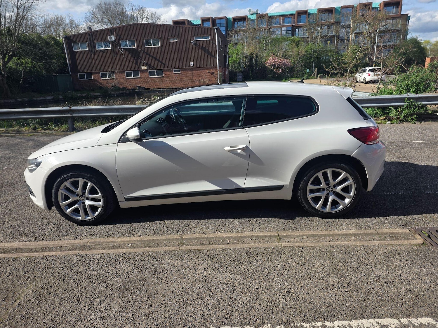 Used Volkswagen Scirocco for sale - 78141503: Photo 5