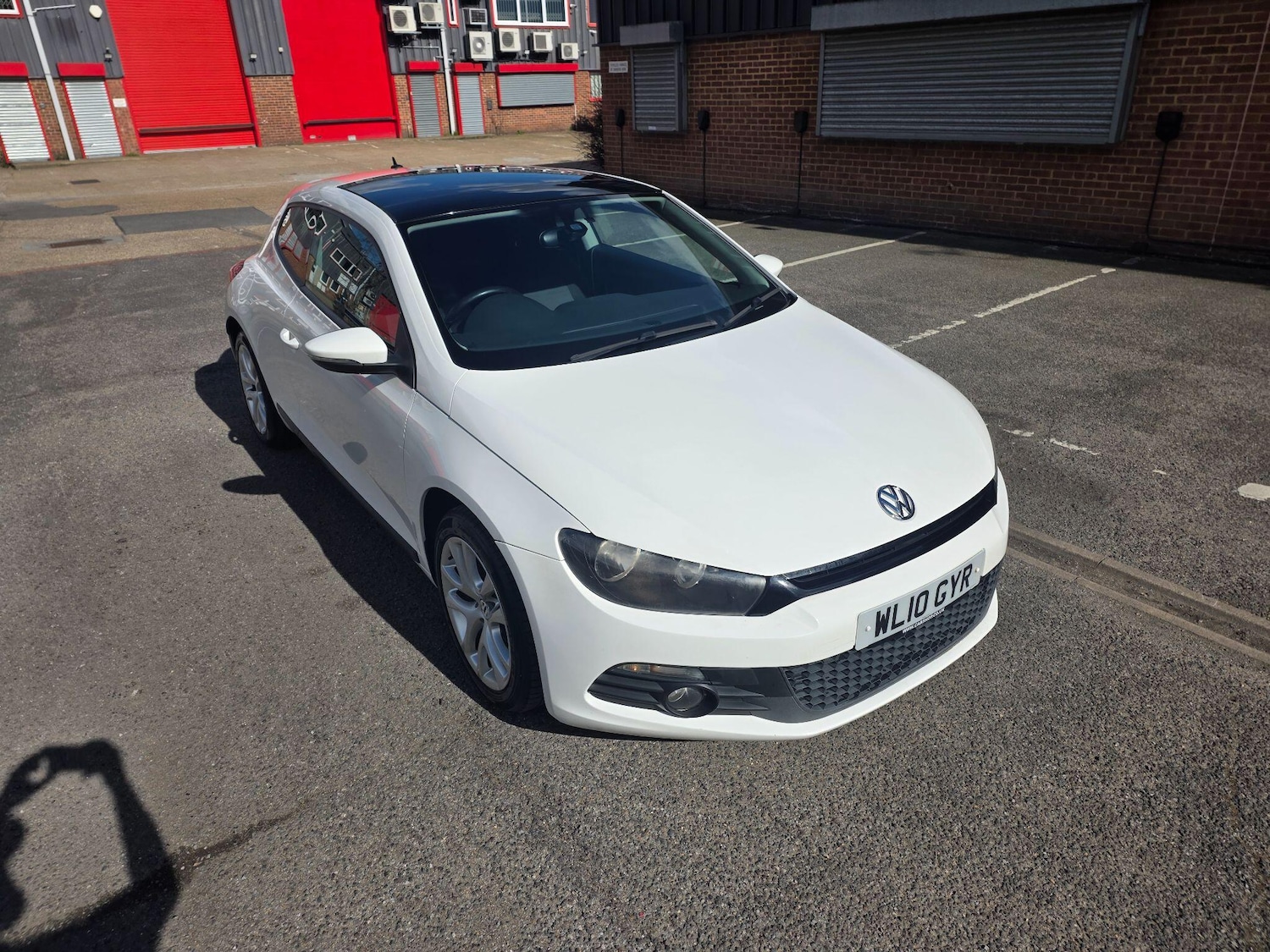 Used Volkswagen Scirocco for sale - 78141503: Photo 6