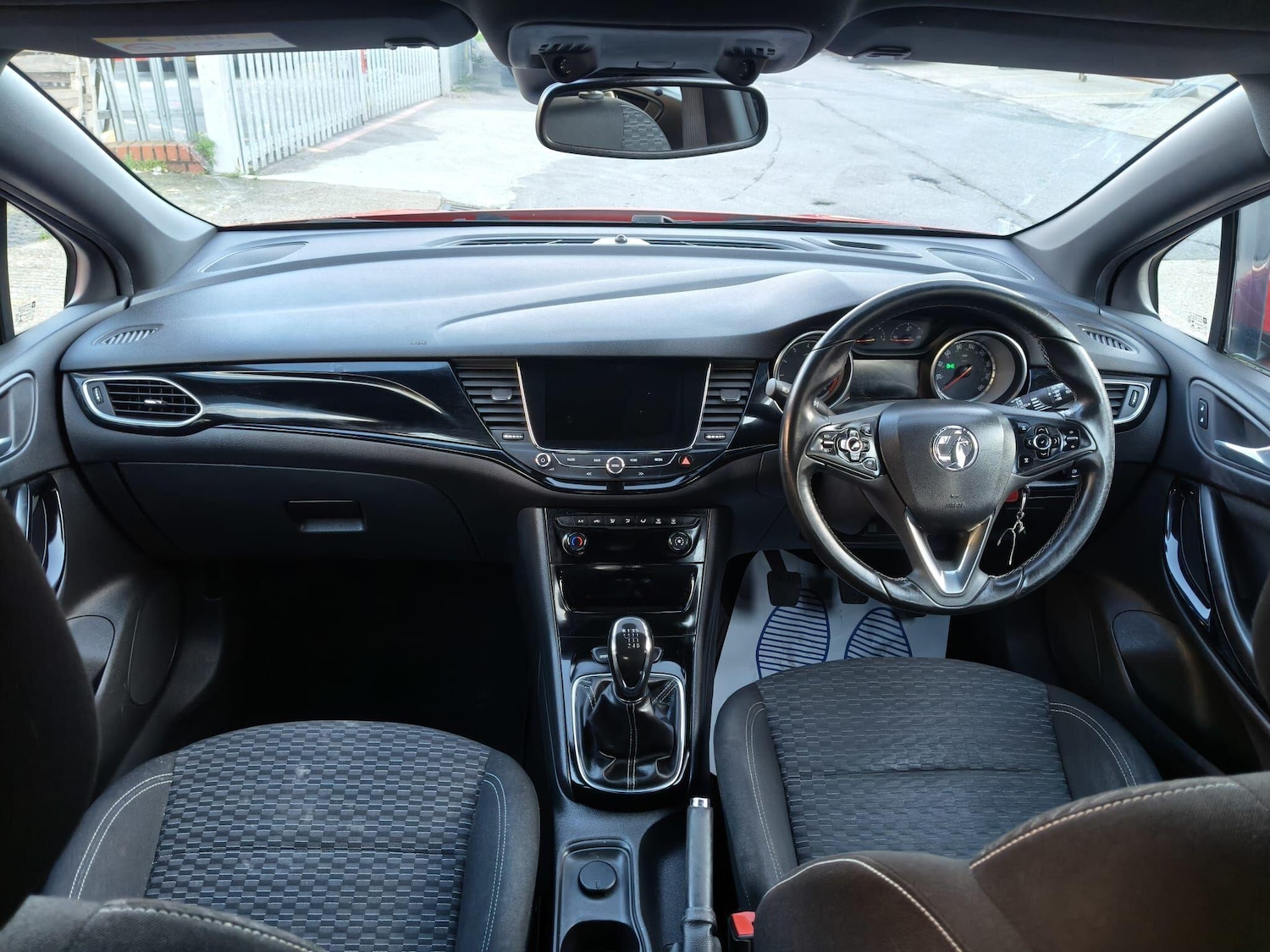 Used Vauxhall Astra 2018 for sale - 77839681: Photo 18