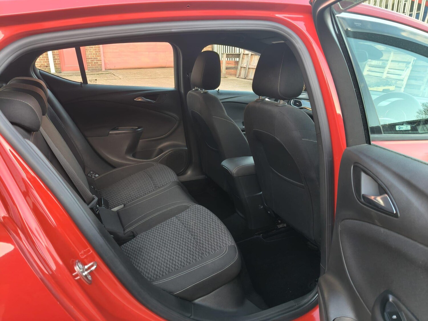 Used Vauxhall Astra 2018 for sale - 77839681: Photo 22