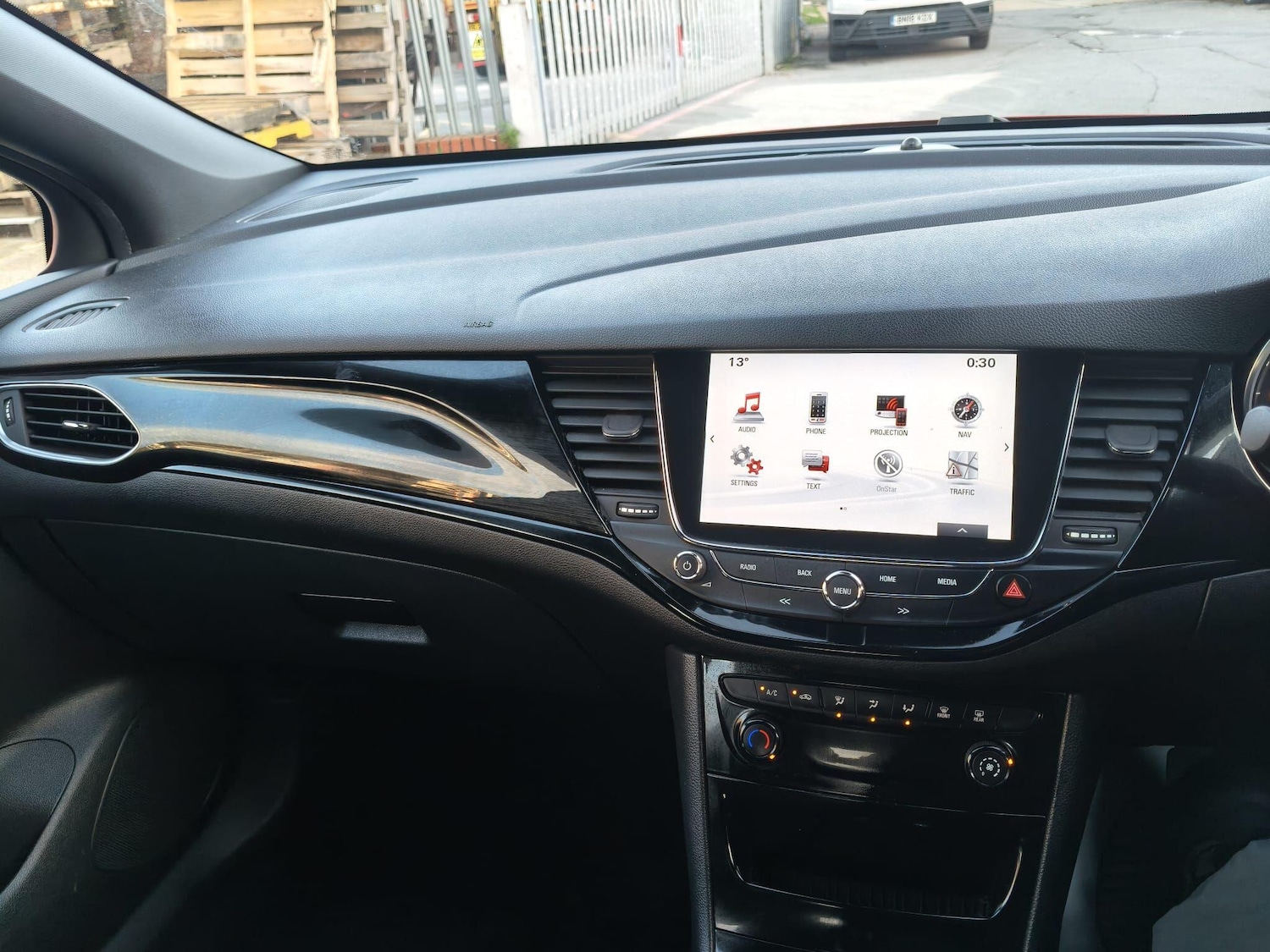 Used Vauxhall Astra 2018 for sale - 77839681: Photo 27