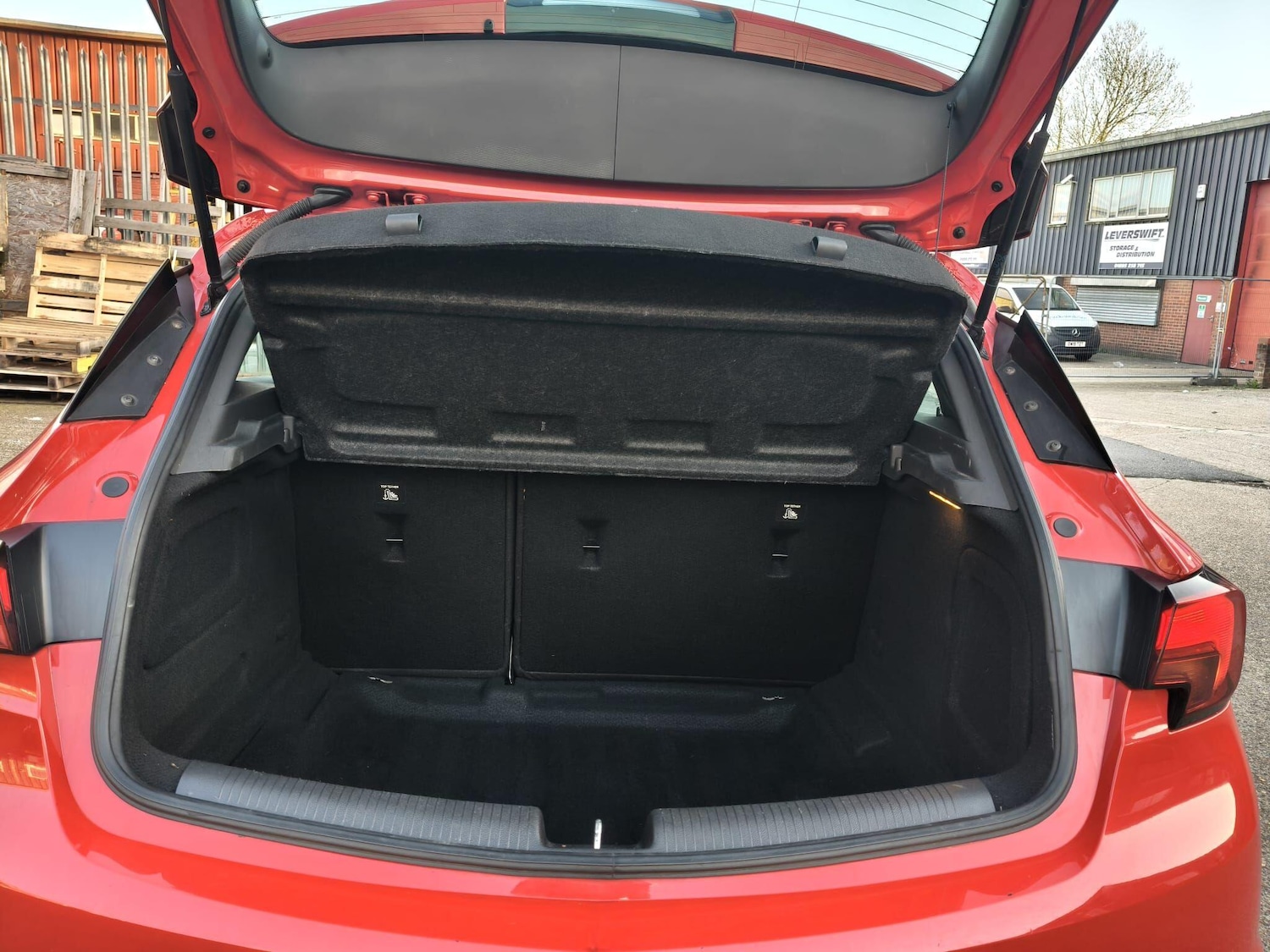 Used Vauxhall Astra 2018 for sale - 77839681: Photo 7